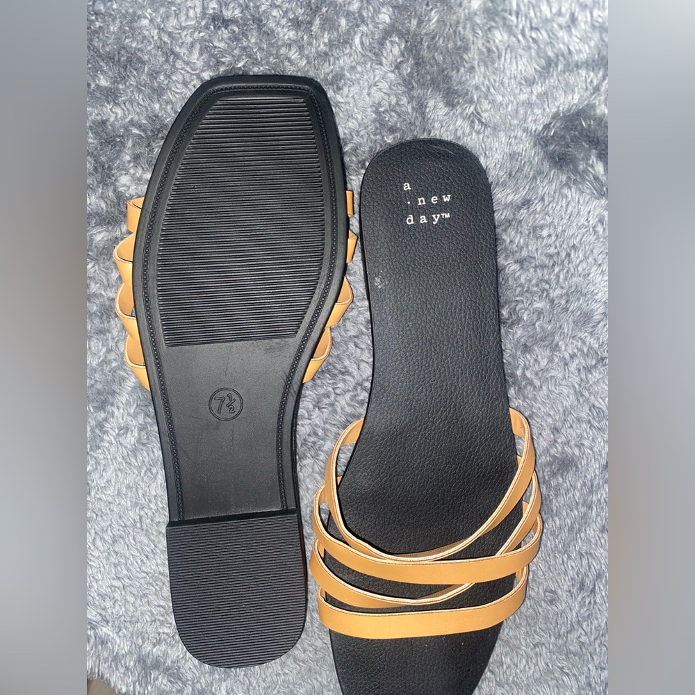 A New Day, Size 7 1/2, brown sandals